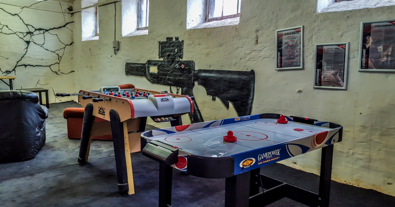 Tischkicker, Airhockey & Co. 4